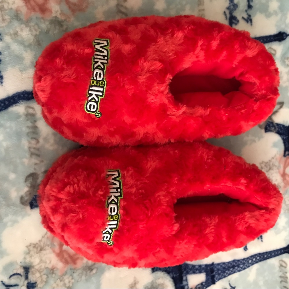 FUZZY SLIPPERS
